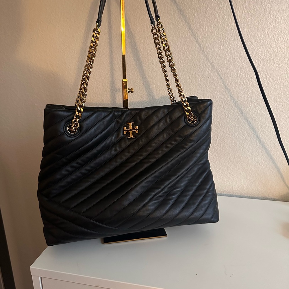 Black Tory Burch Chevron with gold hardware